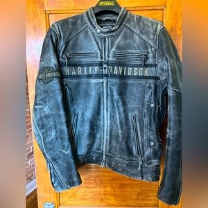 Harley Davidson Leather Jacket - Mens Large